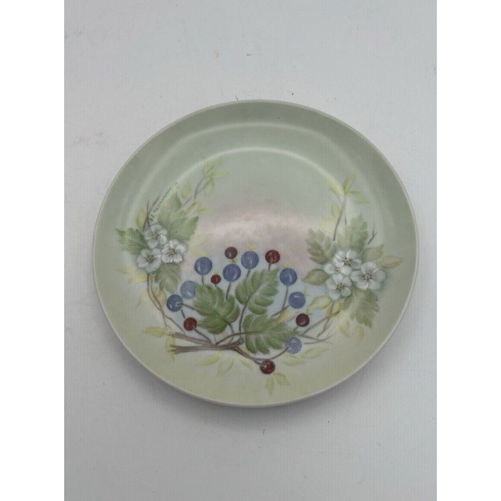Studio Pottery Hand Painted Salad Plates Dogwood Flowers Blueberries (6)‎ Signed